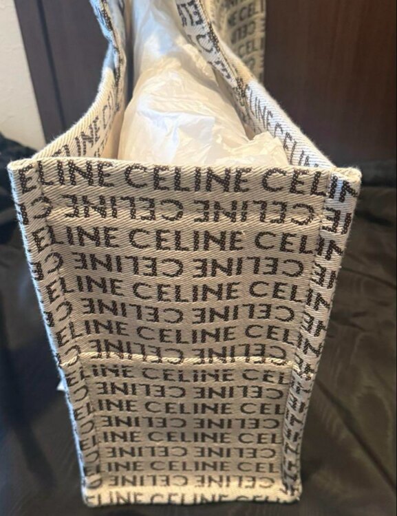 セリーヌ  （ブランドバッグ）の商品画像 - 査定依頼日：2025年2月23日 - 最高査定価格：155,000円