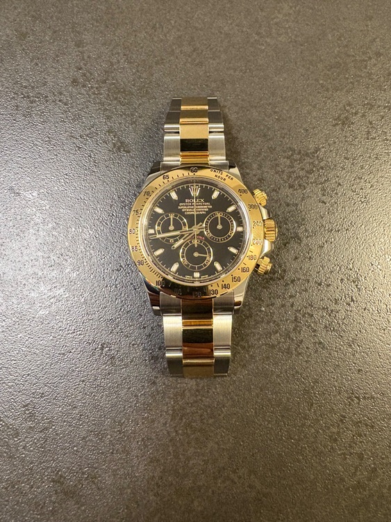 ロレックス デイトナ 116523（高級時計）の商品画像 - 査定依頼日：2025年12月1日 - 最高査定価格：2,800,000円