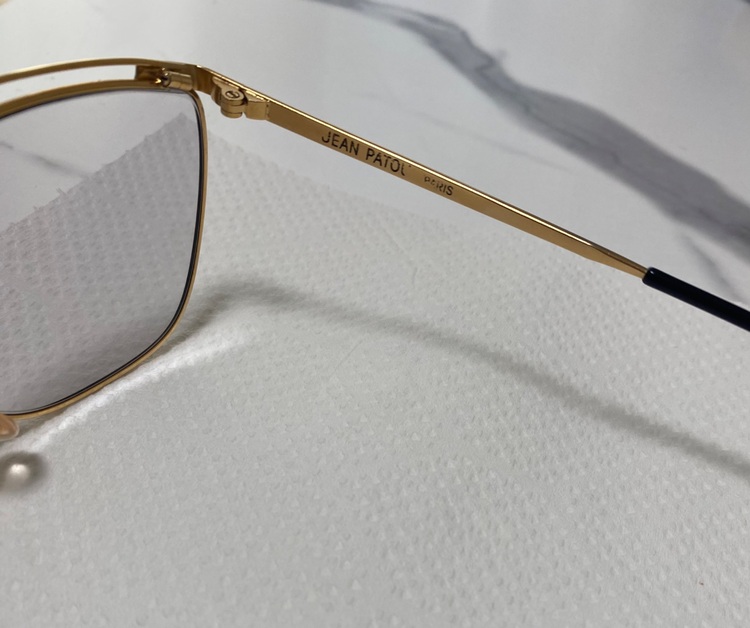 JEAN PATOU ヴィンテージ　メガネ（古着・ファッション）の商品画像 - 査定依頼日：2025年11月26日 - 最高査定価格：500円