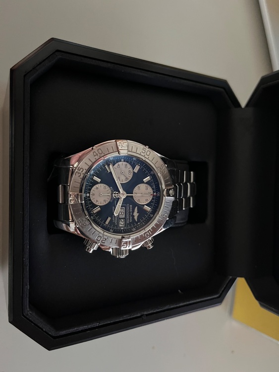 ブライトリング スーパーオーシャン （高級時計）の商品画像 - 査定依頼日：2025年7月21日 - 最高査定価格：280,000円