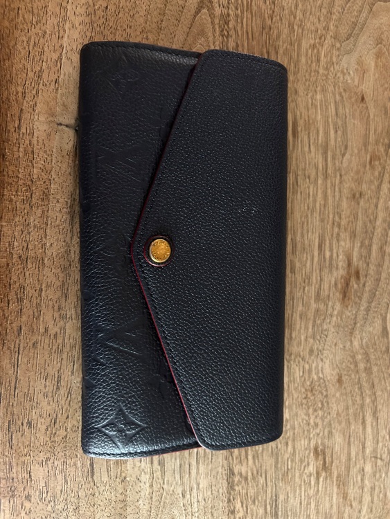 アンプラント財布（ブランド財布・小物）の商品画像 - 査定依頼日：2025年6月27日 - 最高査定価格：20,000円