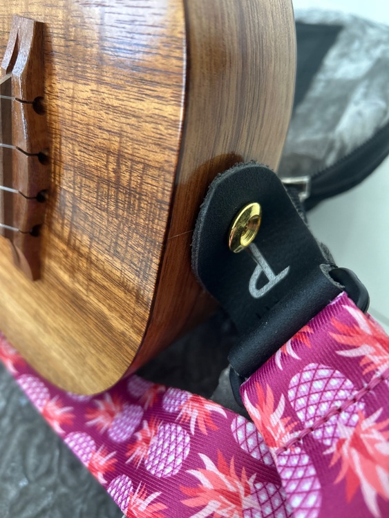 Kelli S-G/N（ピアノ・楽器・PA機材）の商品画像 - 査定依頼日：2025年11月11日 - 最高査定価格：24,000円