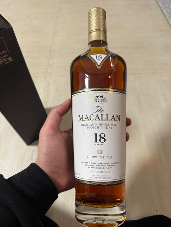 マッカラン18年シェリーオーク2023（お酒）の商品画像 - 査定依頼日：2025年12月17日 - 最高査定価格：38,000円