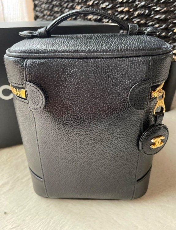 バニティ（ブランドバッグ）の商品画像 - 査定依頼日：2025年10月21日 - 最高査定価格：120,000円