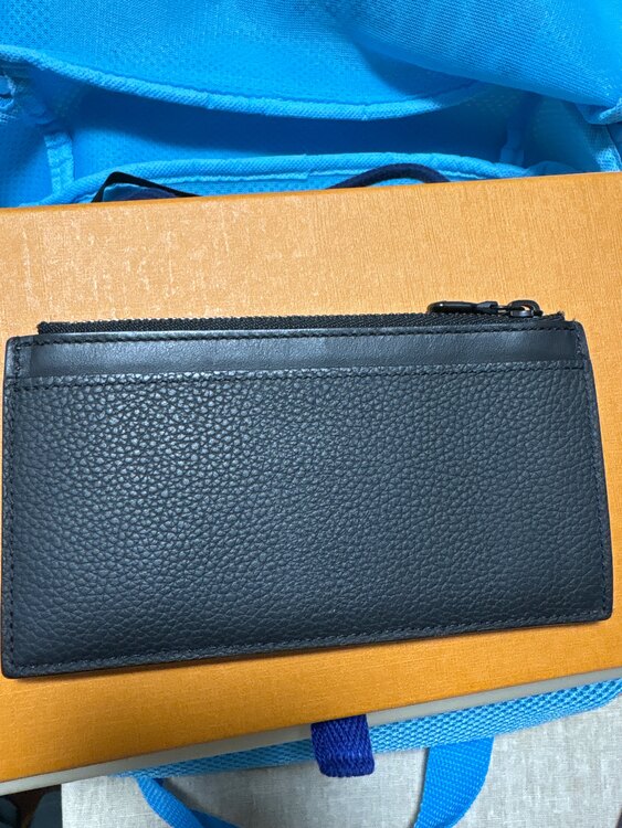 コインカード・ホルダーM82068（ブランド財布・小物）の商品画像 - 査定依頼日：2025年1月14日 - 最高査定価格：25,000円