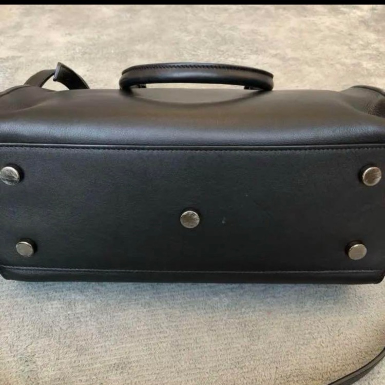 イブサンローラン  （ブランドバッグ）の商品画像 - 査定依頼日：2025年8月4日 - 最高査定価格：120,000円