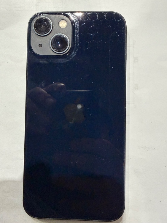 IMEI 35 057924 824432 8（スマホ）の商品画像 - 査定依頼日：2026年7月11日 - 最高査定価格：36,500円