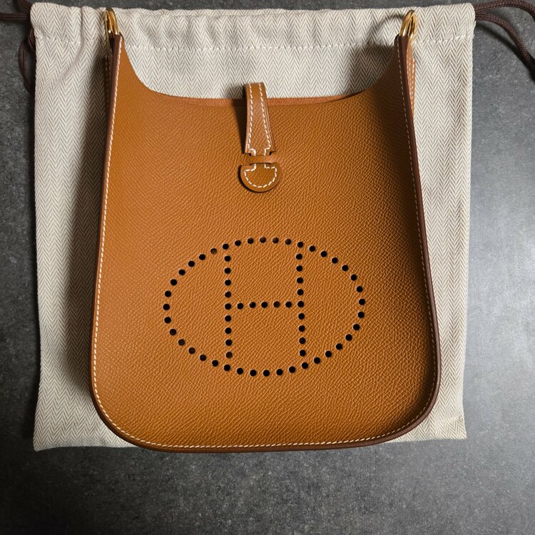 エルメス エブリン （ブランドバッグ）の商品画像 - 査定依頼日：2026年2月23日 - 最高査定価格：380,000円