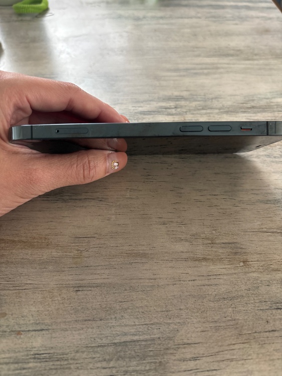 iPhone 12 Pro 128GB SIMフリー（スマホ）の商品画像 - 査定依頼日：2026年3月13日 - 最高査定価格：32,000円