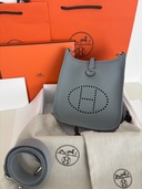 エルメス エブリン 