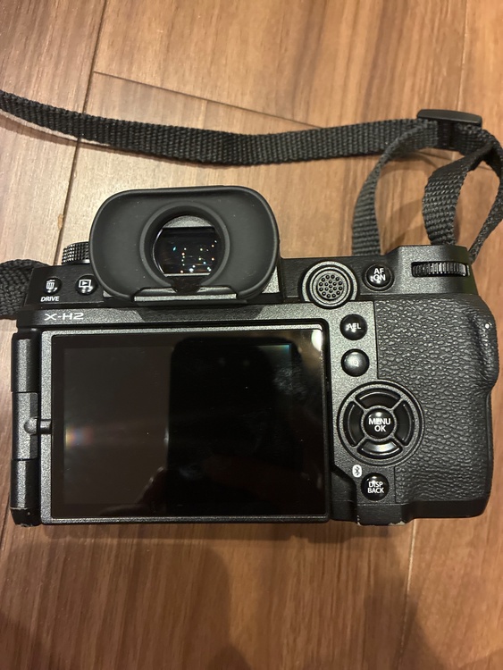 X-H2（カメラ）の商品画像 - 査定依頼日：2026年9月10日 - 最高査定価格：145,000円