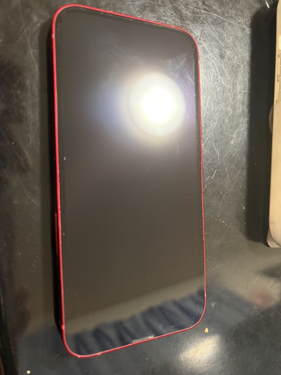 iPhone 13 128GB SIMフリー（スマホ）の商品画像 - 査定依頼日：2026年2月19日 - 最高査定価格：28,000円