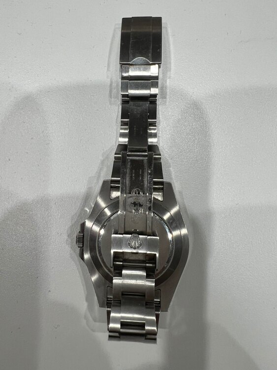 ロレックス エクスプローラー 21657（高級時計）の商品画像 - 査定依頼日：2024年12月14日 - 最高査定価格：1,270,000円