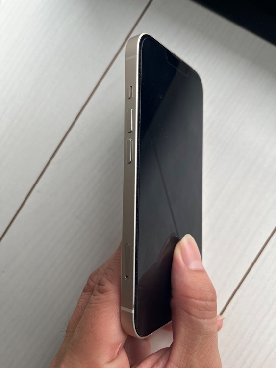 iPhone iPhone 14 256GB SIMフリー（スマホ）の商品画像 - 査定依頼日：2026年9月23日 - 最高査定価格：45,500円