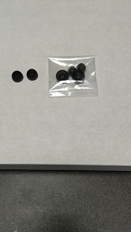 PlayStationVR２　CFI-ZVR1（ゲーム機本体・ゲームソフト）の商品画像 - 査定依頼日：2025年10月19日 - 最高査定価格：24,100円