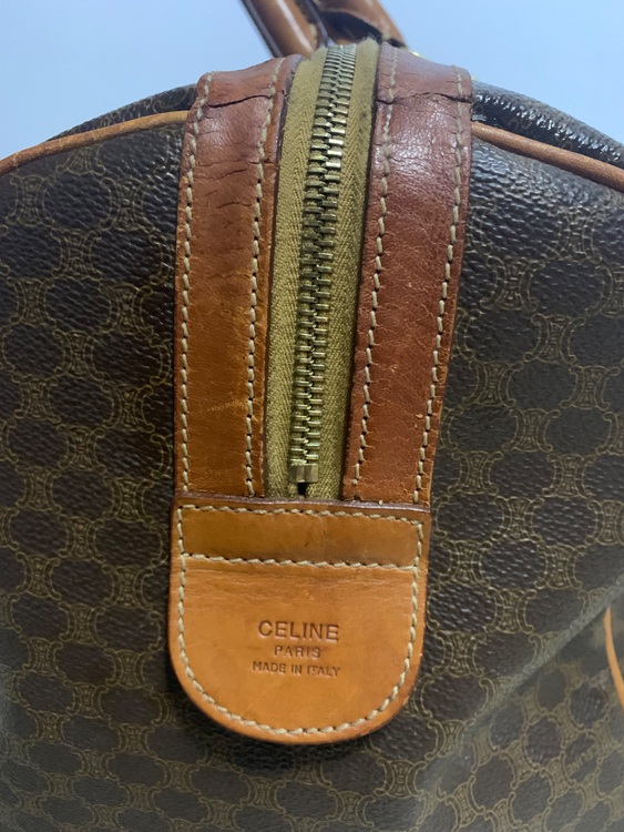 セリーヌ  （ブランドバッグ）の商品画像 - 査定依頼日：2025年7月20日 - 最高査定価格：33,000円