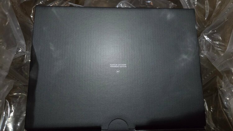 GFX100RF Fragment Edition（カメラ）の商品画像 - 査定依頼日：2026年3月26日 - 最高査定価格：770,000円