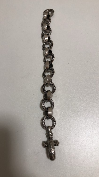 ロンワンズ LONE ONES シルクリンクブレスレット（金・貴金属）の商品画像 - 査定依頼日：2022年11月5日 - 最高査定価格：35,000円