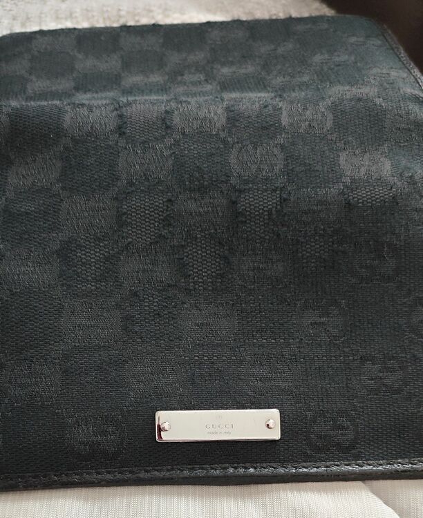グッチ  （ブランドバッグ）の商品画像 - 査定依頼日：2025年7月17日 - 最高査定価格：1,000円