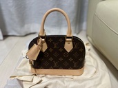 ルイヴィトン アルマ （ブランドバッグ）の商品画像 - 査定依頼日：2025年10月2日 - 最高査定価格：200,000円