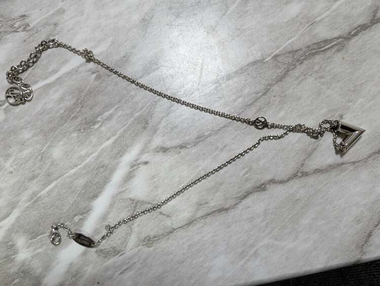 ルイビィトンシルバーネックレス（金・貴金属）の商品画像 - 査定依頼日：2025年4月14日 - 最高査定価格：30,000円