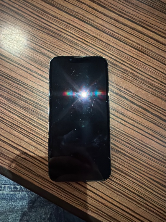 iPhone 13 Pro 256GB Softbank（スマホ）の商品画像 - 査定依頼日：2026年4月2日 - 最高査定価格：43,000円