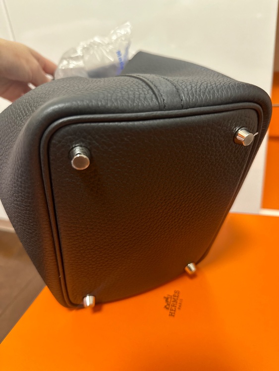 ピコタン　タッチ　ノアール（ブランドバッグ）の商品画像 - 査定依頼日：2026年1月14日 - 最高査定価格：750,000円