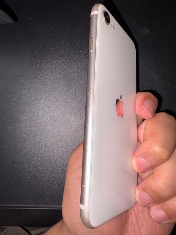 MMYG3J/A（スマホ）の商品画像 - 査定依頼日：2025年10月9日 - 最高査定価格：8,800円