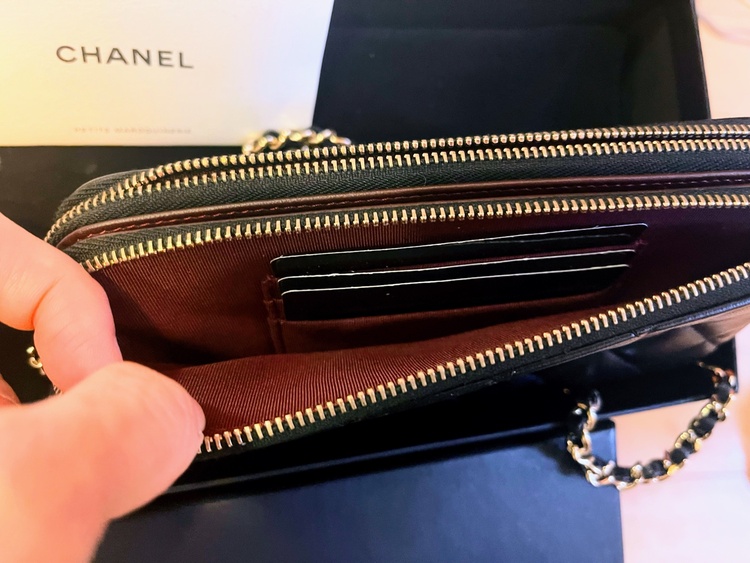 マトラッセチェーンウォレット（ブランドバッグ）の商品画像 - 査定依頼日：2026年4月9日 - 最高査定価格：290,000円