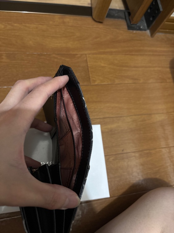 ピンキー&ダイアン（ブランド財布・小物）の商品画像 - 査定依頼日：2025年9月29日 - 最高査定価格：100,000円