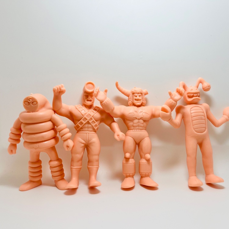 デカ消し24体セット（フィギュア・プラモデル）の商品画像 - 査定依頼日：2025年10月3日 - 最高査定価格：9,000円