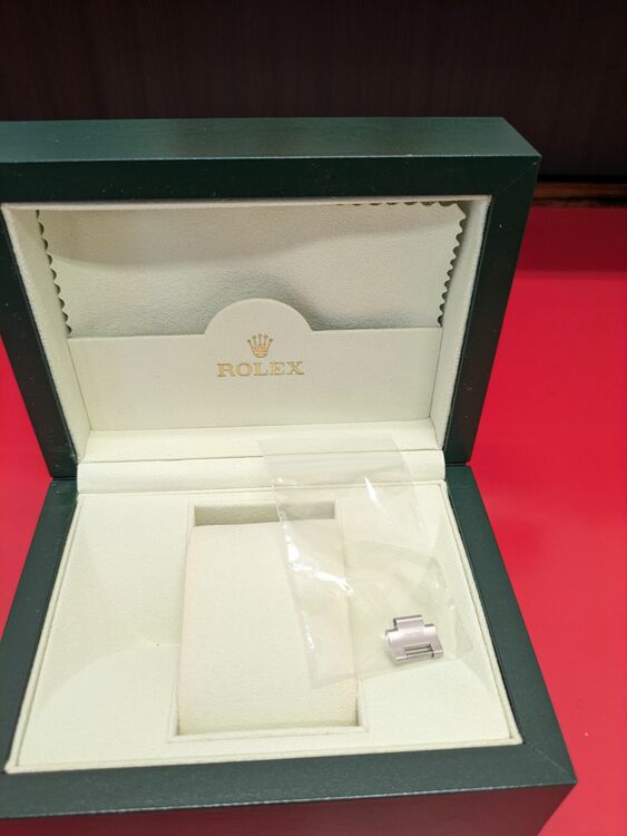 ロレックス デイトナ 11652（高級時計）の商品画像 - 査定依頼日：2025年7月30日 - 最高査定価格：3,000,000円