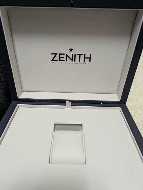 ヨシダスペシャル　金無垢（高級時計）の商品画像 - 査定依頼日：2026年3月10日 - 最高査定価格：3,100,000円