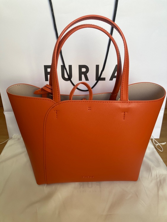 その他 フルラ （ブランドバッグ）の商品画像 - 査定依頼日：2025年10月6日 - 最高査定価格：100,000円