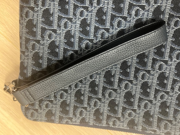 ディオール  （ブランドバッグ）の商品画像 - 査定依頼日：2025年9月17日 - 最高査定価格：40,000円