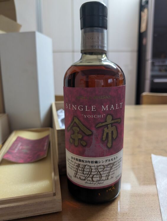 余市1987（お酒）の商品画像 - 査定依頼日：2025年7月8日 - 最高査定価格：292,000円