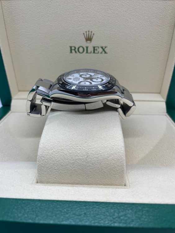 ロレックス デイトナ 116500lm（高級時計）の商品画像 - 査定依頼日：2025年6月18日 - 最高査定価格：4,120,000円