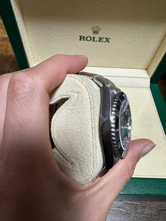 サブマリーナデイト（高級時計）の商品画像 - 査定依頼日：2025年2月22日 - 最高査定価格：1,800,000円