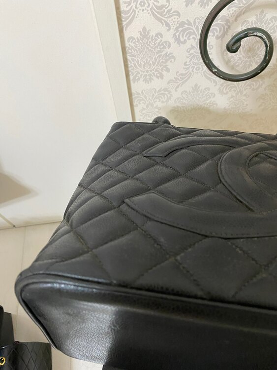 シャネル　キャビアスキン　復刻トート（ブランドバッグ）の商品画像 - 査定依頼日：2024年5月4日 - 最高査定価格：113,000円