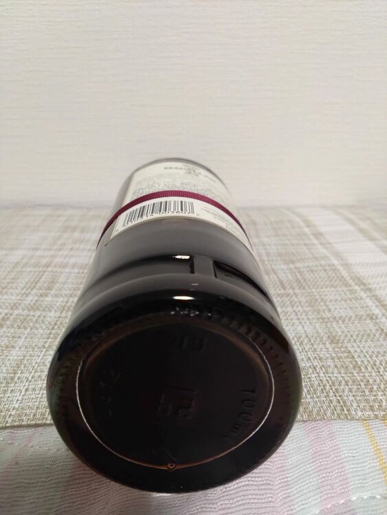 マッカラン　25年（お酒）の商品画像 - 査定依頼日：2025年7月27日 - 最高査定価格：1,112,000円