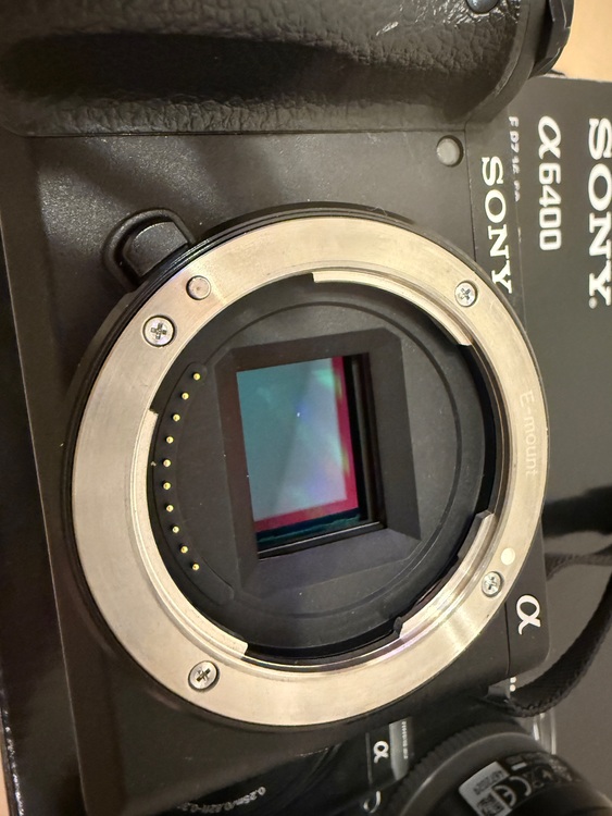 α6400（カメラ）の商品画像 - 査定依頼日：2025年11月3日 - 最高査定価格：75,000円