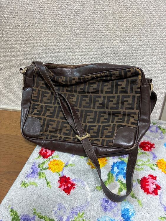 不明（ブランドバッグ）の商品画像 - 査定依頼日：2025年10月10日 - 最高査定価格：12,000円