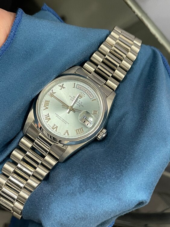 ロレックス デイデイト 1820（高級時計）の商品画像 - 査定依頼日：2025年3月6日 - 最高査定価格：3,500,000円