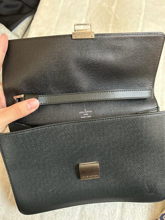 ルイヴィトン タイガ （ブランドバッグ）の商品画像 - 査定依頼日：2025年1月5日 - 最高査定価格：20,000円