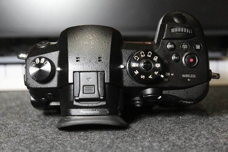 GH5（DC-GH5）（カメラ）の商品画像 - 査定依頼日：2025年8月20日 - 最高査定価格：8,000円