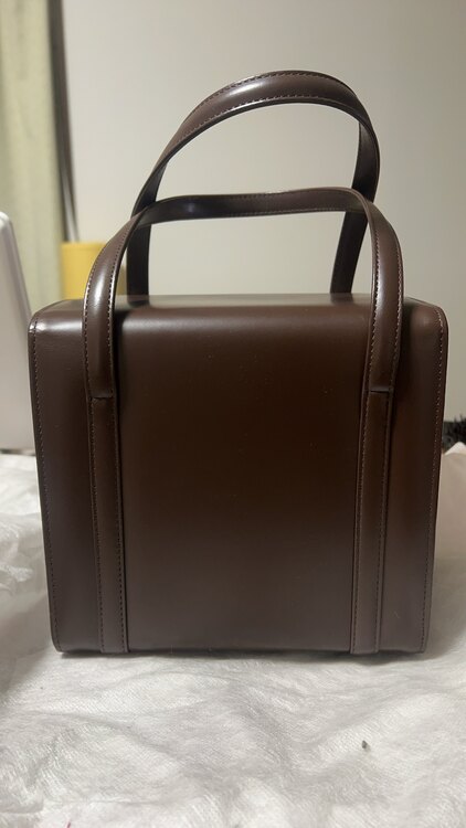 バック（ブランドバッグ）の商品画像 - 査定依頼日：2025年1月15日 - 最高査定価格：10,000円