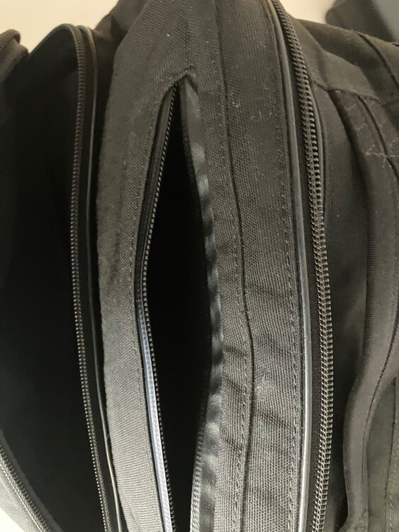 PORTER ハイブリット　DAYPACK（ブランド財布・小物）の商品画像 - 査定依頼日：2025年5月15日 - 最高査定価格：3,500円