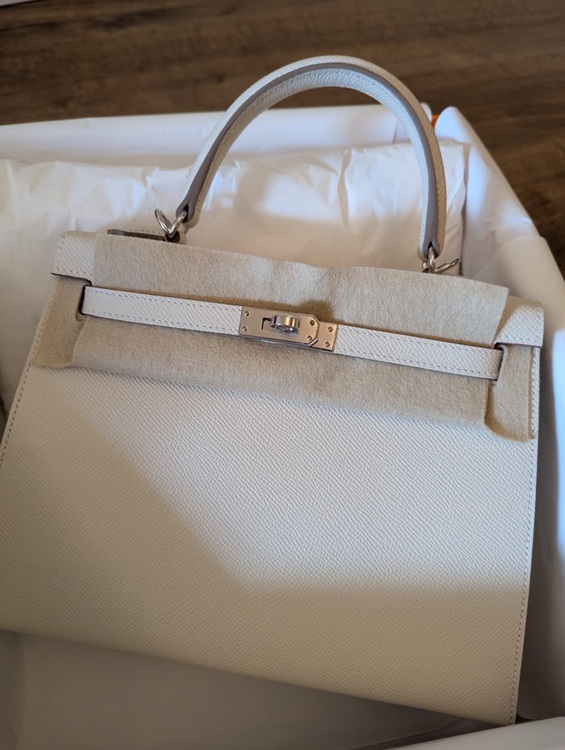 ケリー25（ブランドバッグ）の商品画像 - 査定依頼日：2025年8月8日 - 最高査定価格：2,700,000円