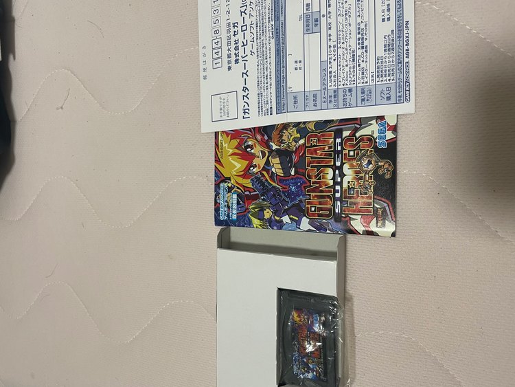 ガンスタースーパーヒーローズ（ゲーム機本体・ゲームソフト）の商品画像 - 査定依頼日：2022年8月17日 - 最高査定価格：4,000円