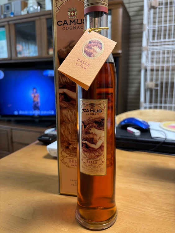 ブランデー カミュ （お酒）の商品画像 - 査定依頼日：2025年7月19日 - 最高査定価格：100円